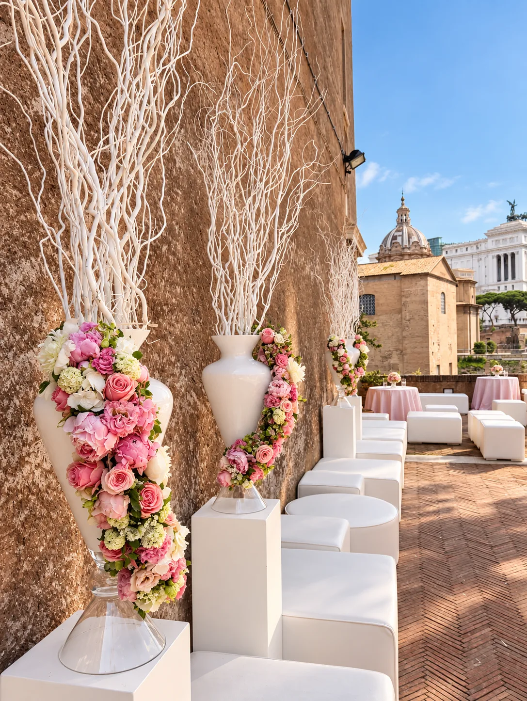 Ingresso con vasi e rami - allestimento Montineri